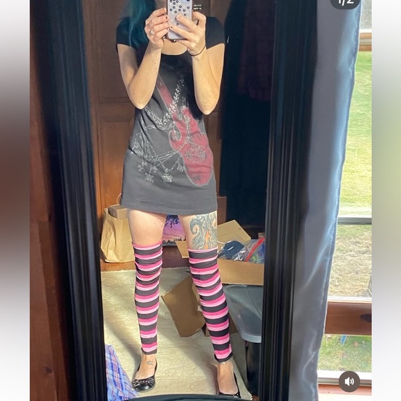 DRESSES, SKIRTS AND ROMPERS!  ALL NWT OR  VINTAGE IN EXCELLENT CONDITION! - Picture 6 of 17